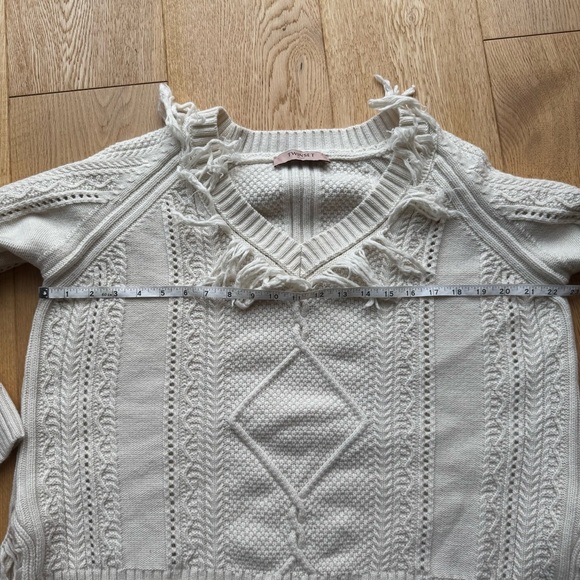 TWIN-SET MILANO KNITTED WOOL SWEATER WITH "V" NECKLINE FRINGE HEM CREAM- L - Picture 13 of 15